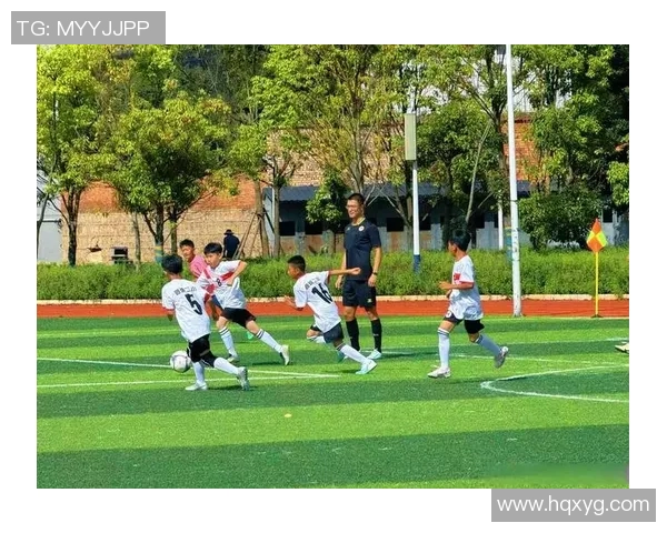 踢球技艺超群的足球明星们如何在绿茵场上闪耀光芒