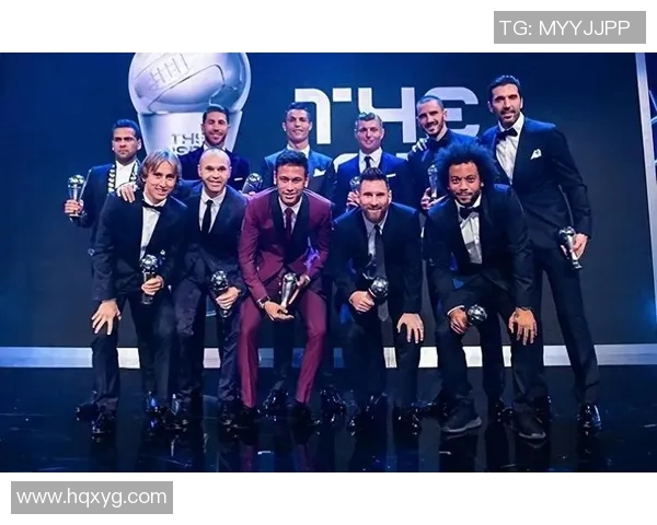 足球明星压轴出场精彩瞬间大合集让你领略球场魅力与风采 足球明星压轴出场精彩瞬间大合集让你领略球场魅力与风采